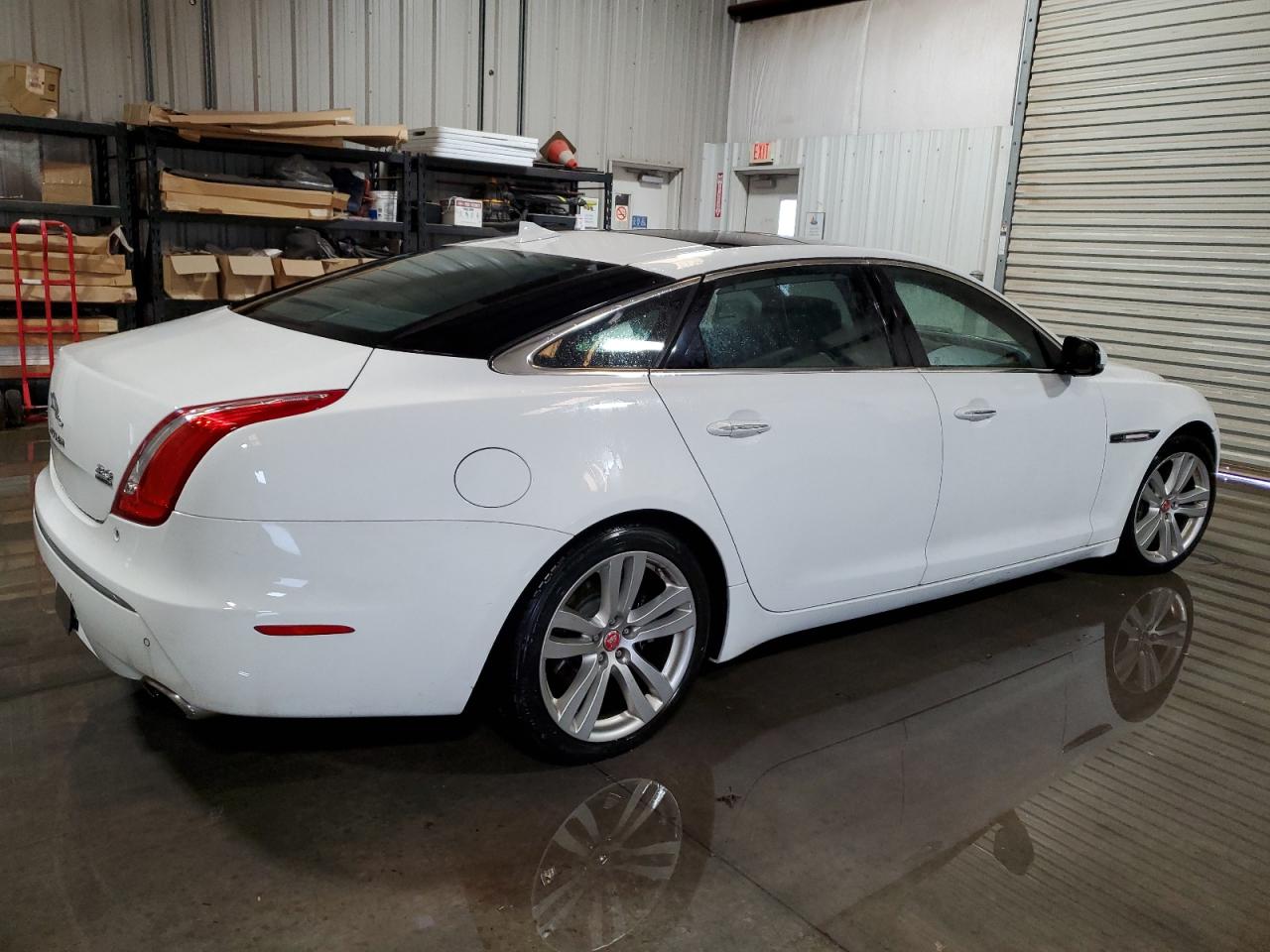 VIN SAJWJ2GD1E8V63127 2014 JAGUAR XJ no.3