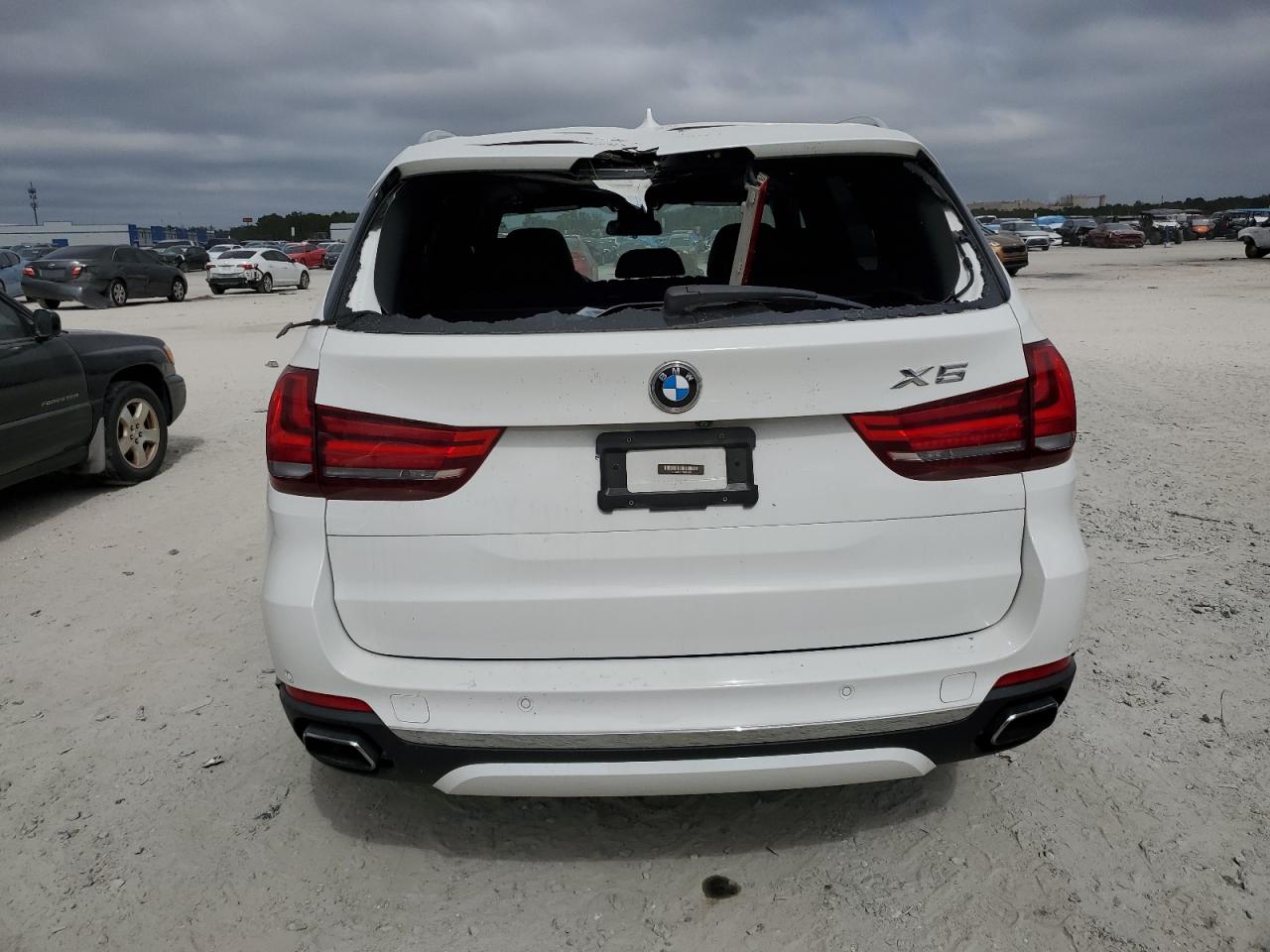 2018 BMW X5 xDrive50I VIN: 5UXKR6C57J0U15695 Lot: 76900014