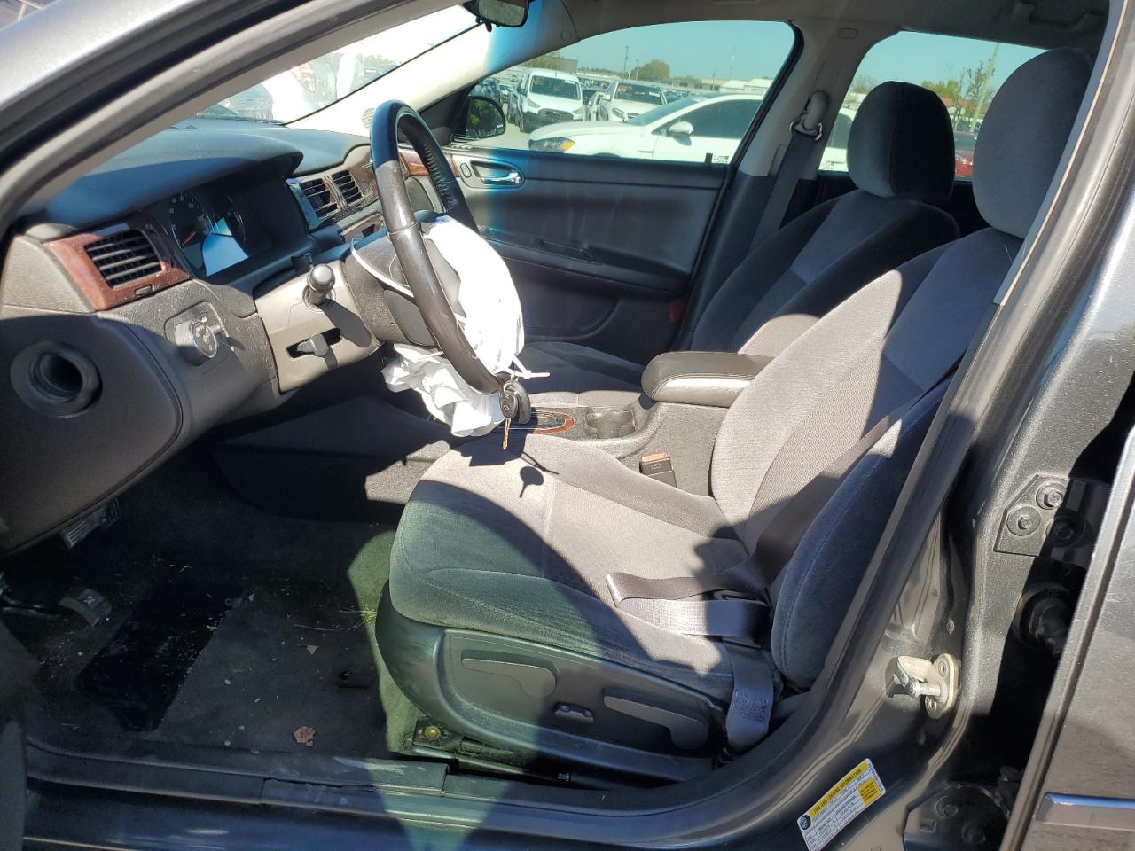 2011 Chevrolet Impala - Image 7