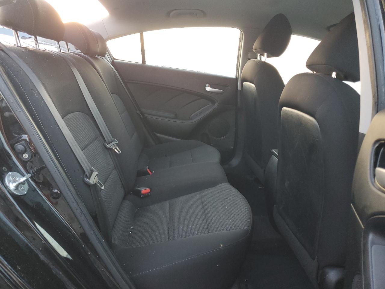 2018 Kia Forte - Image 10