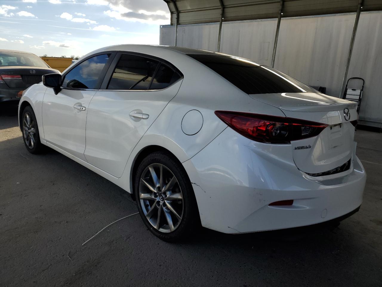 VIN 3MZBN1V30JM203212 2018 MAZDA 3 no.2