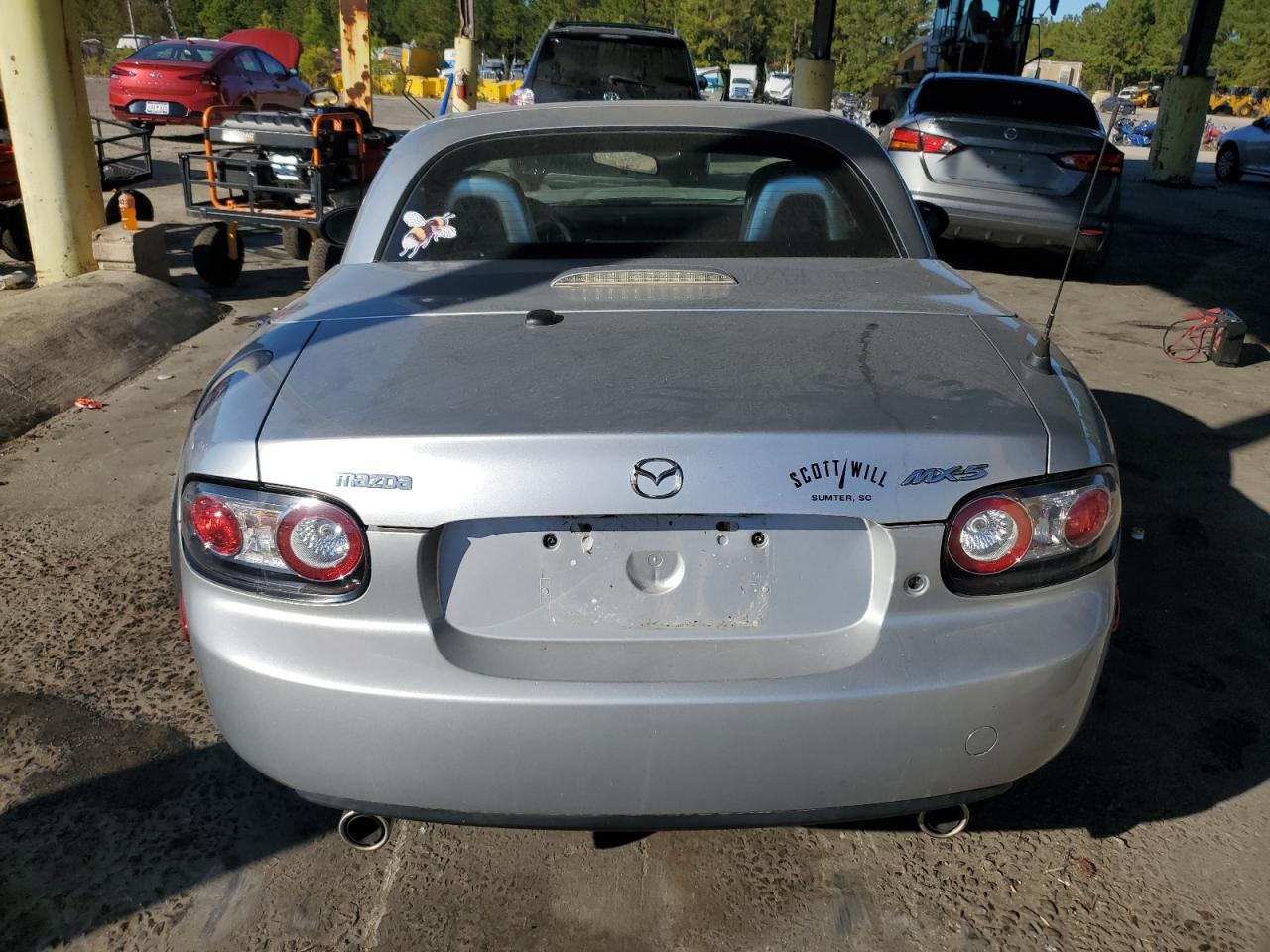 2008 Mazda Mx-5 Miata VIN: JM1NC26FX80156885 Lot: 76097234