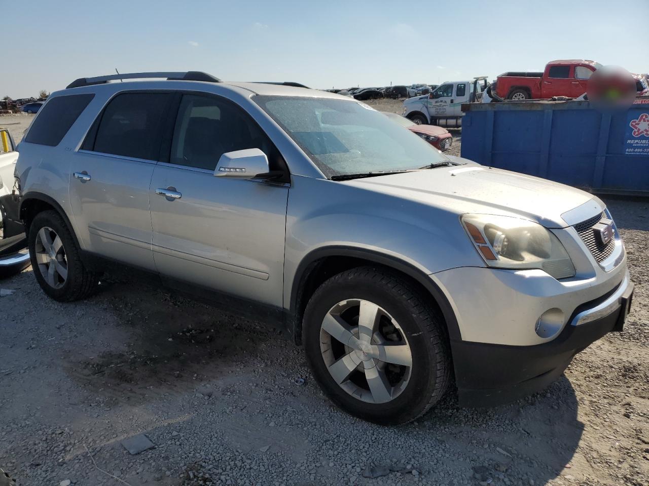 2012 GMC Acadia - Image 4
