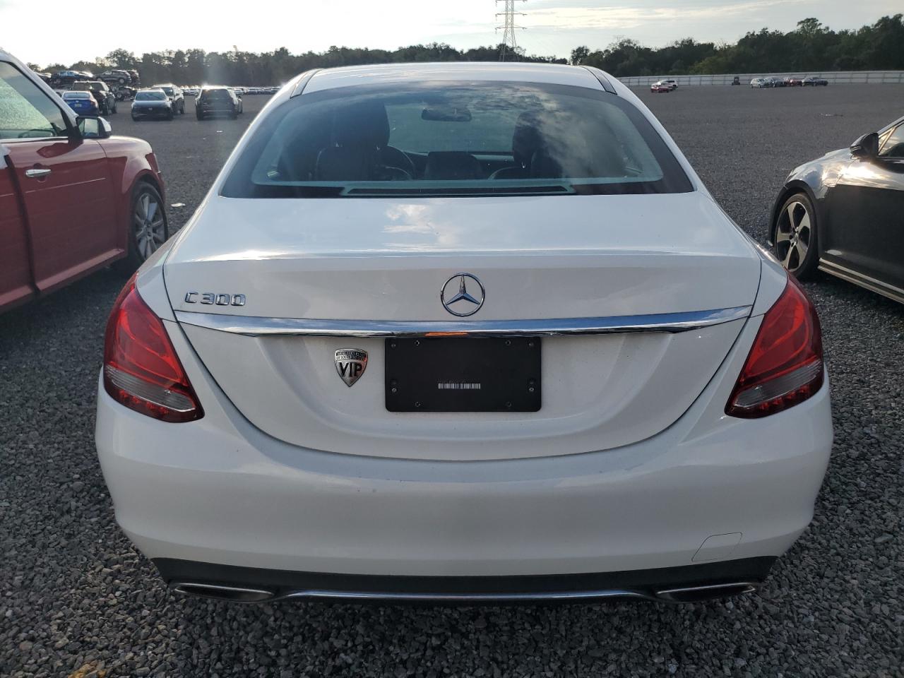 2016 Mercedes-Benz C 300 VIN: 55SWF4JB3GU121874 Lot: 73834144