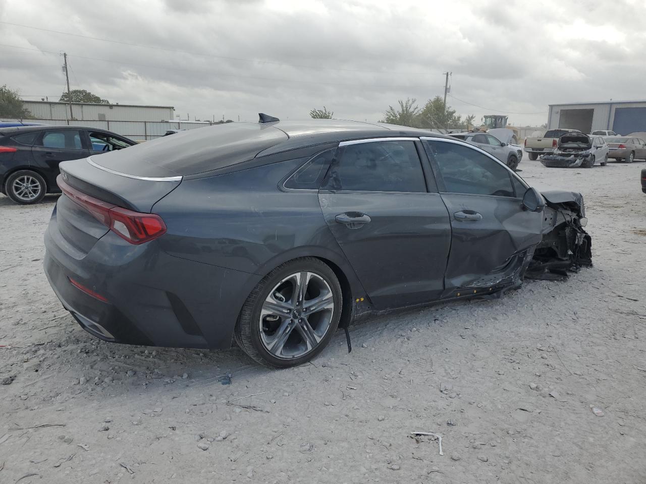 2024 Kia K5 - Image 3