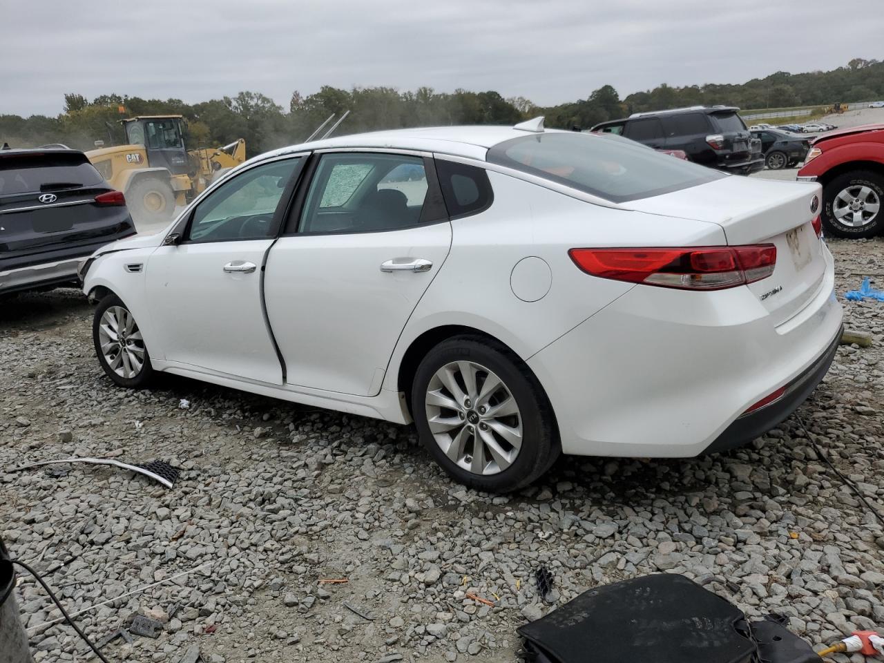 2017 Kia Optima - Image 2