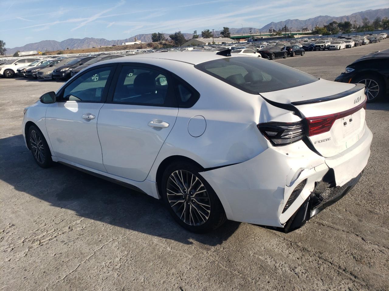 2023 Kia Forte - Image 2