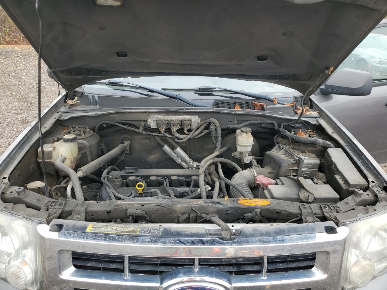 2009 Ford Escape - Image 12