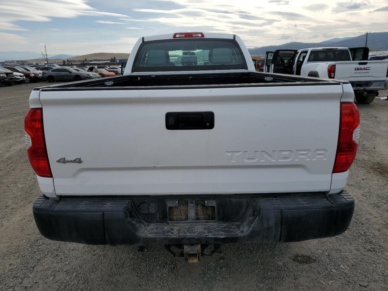 5TFCY5F1XHX021539 2017 Toyota Tundra Double Cab Sr