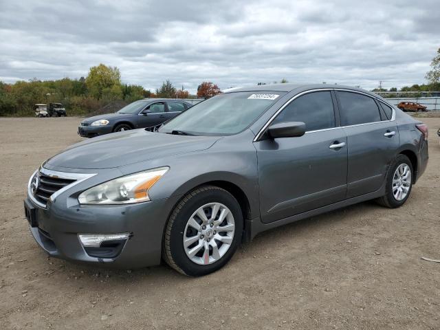 2014 Nissan Altima 2.5 de vânzare în Columbia Station, OH - Side