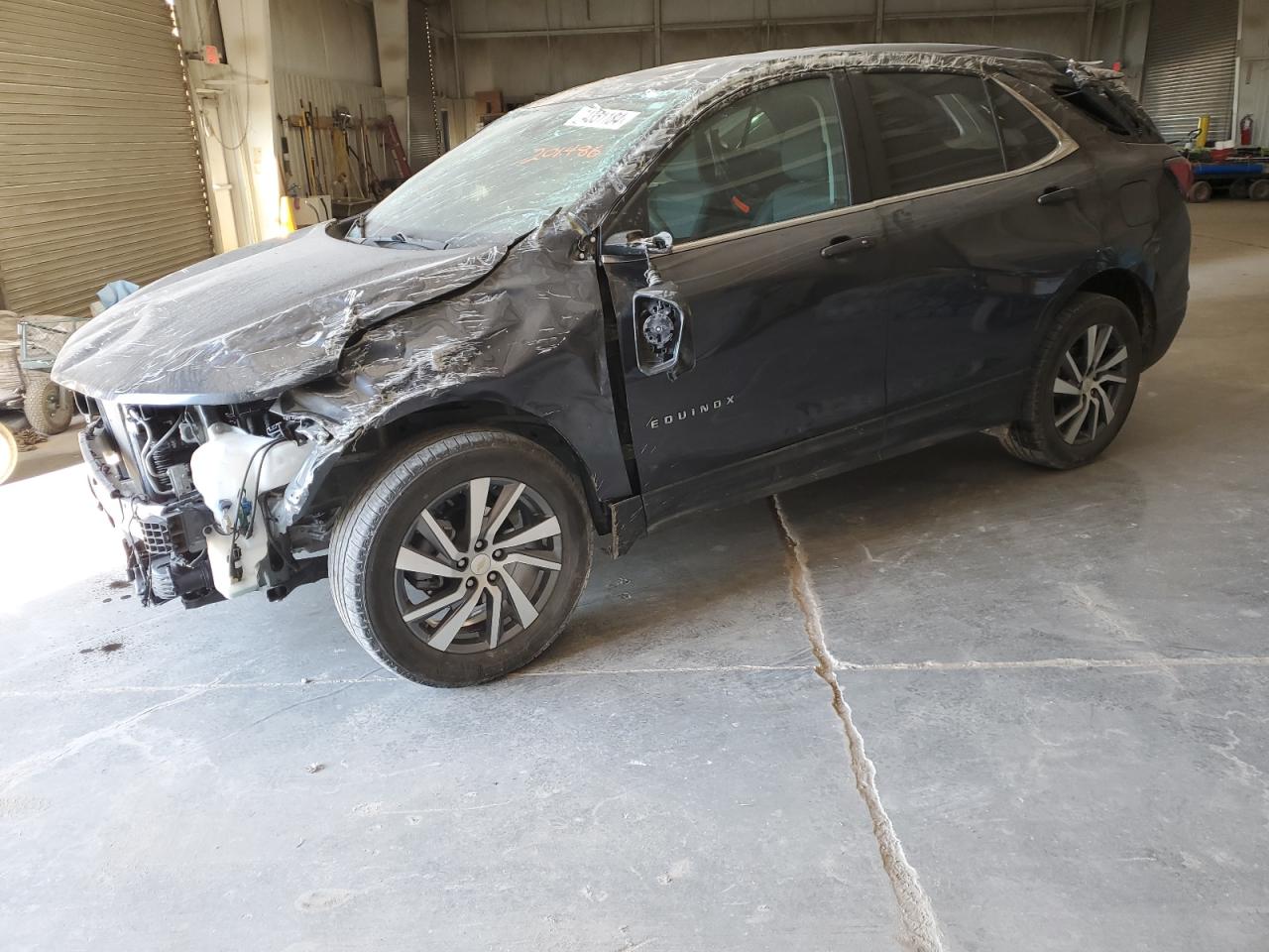 2022 Chevrolet Equinox - Image 1