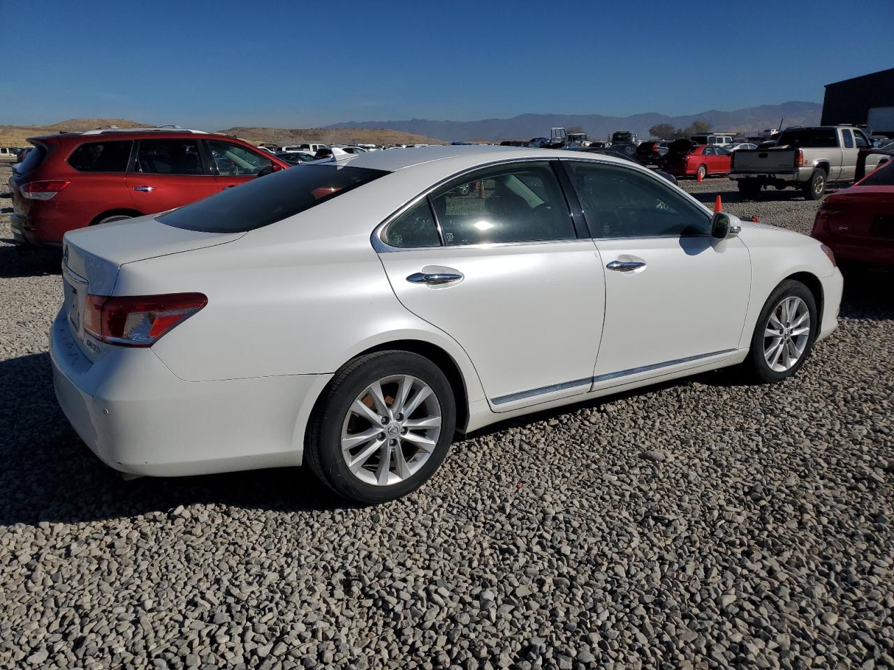 2012 Lexus ES - Image 3
