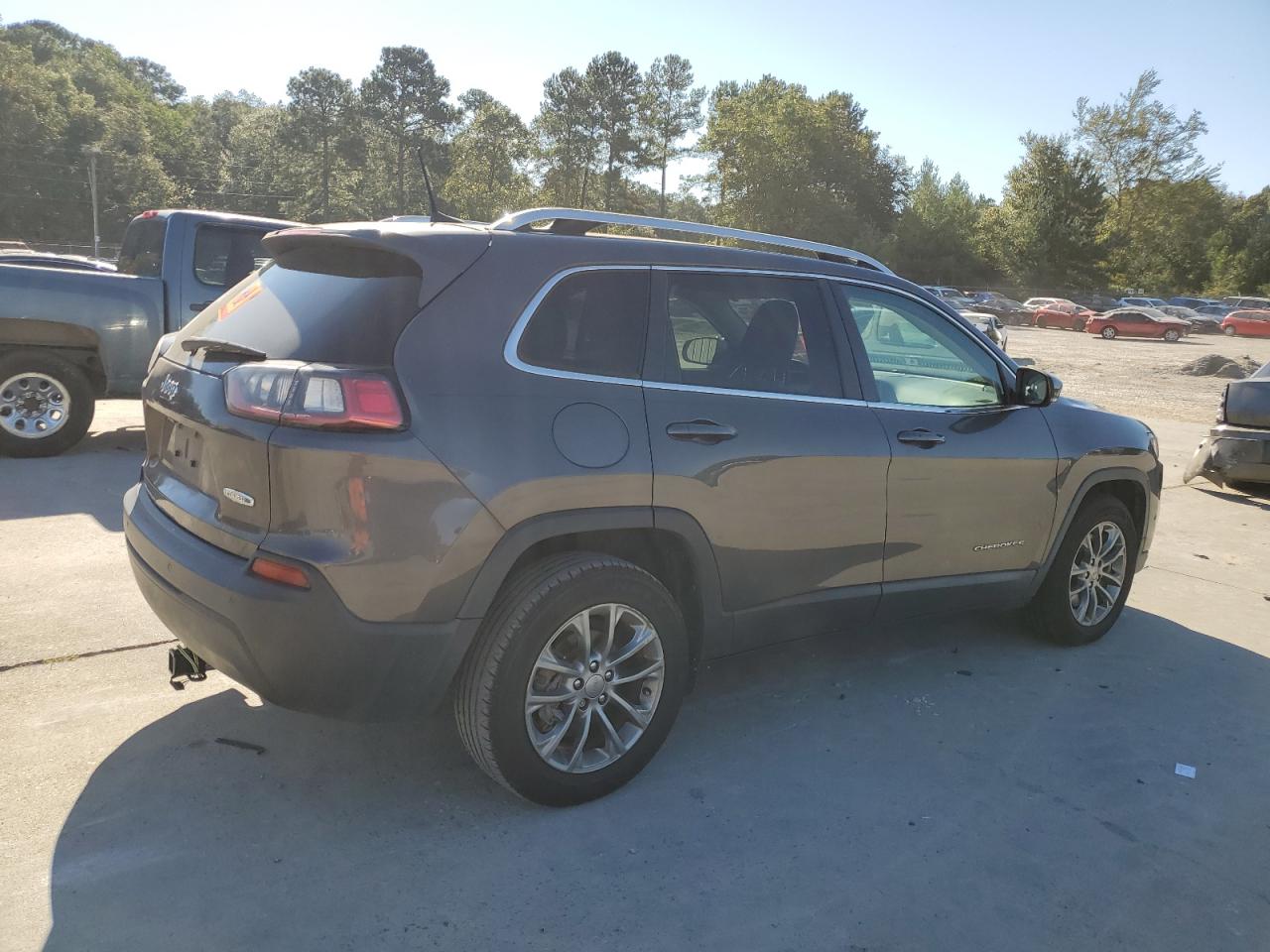 2019 Jeep Grand Cherokee - Image 3