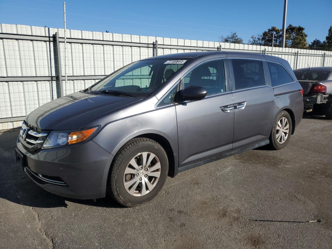 5FNRL5H32GB126530 2016 Honda Odyssey Se