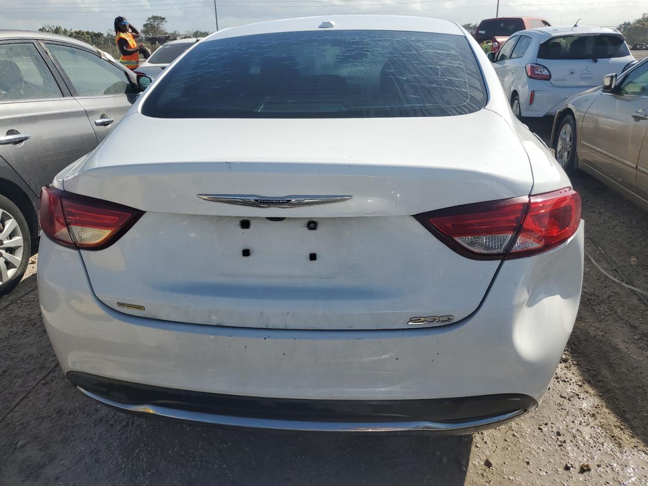 2016 Chrysler 200 Limited VIN: 1C3CCCAB9GN102937 Lot: 76230254