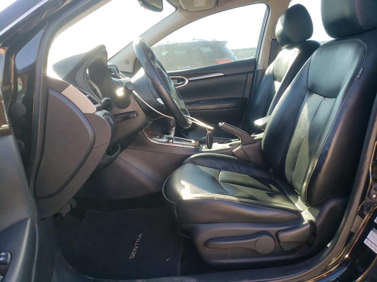 2015 Nissan Sentra - Image 7