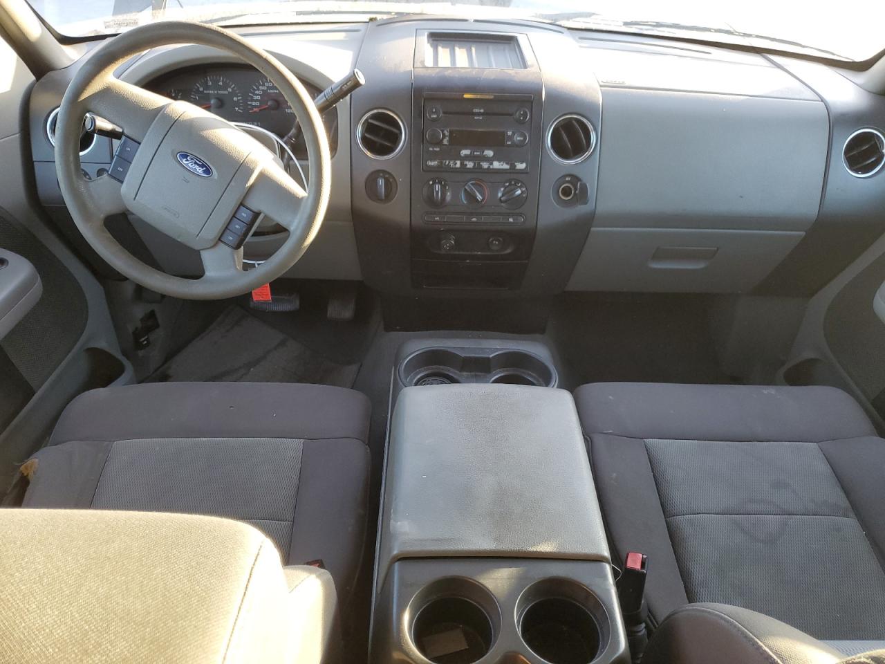 2005 Ford F-150 - Image 8