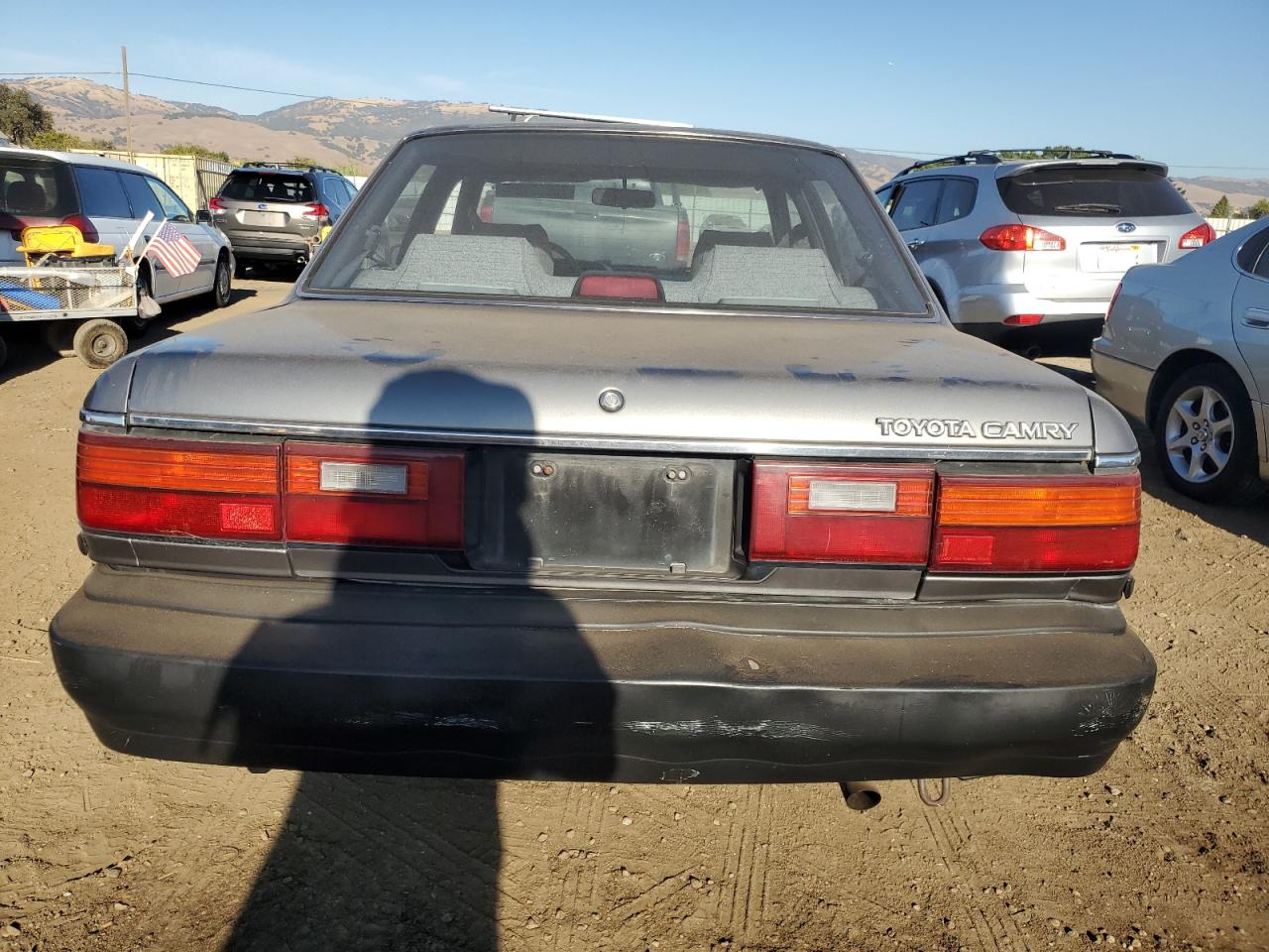 JT2SV21E8K0314703 1989 Toyota Camry Dlx