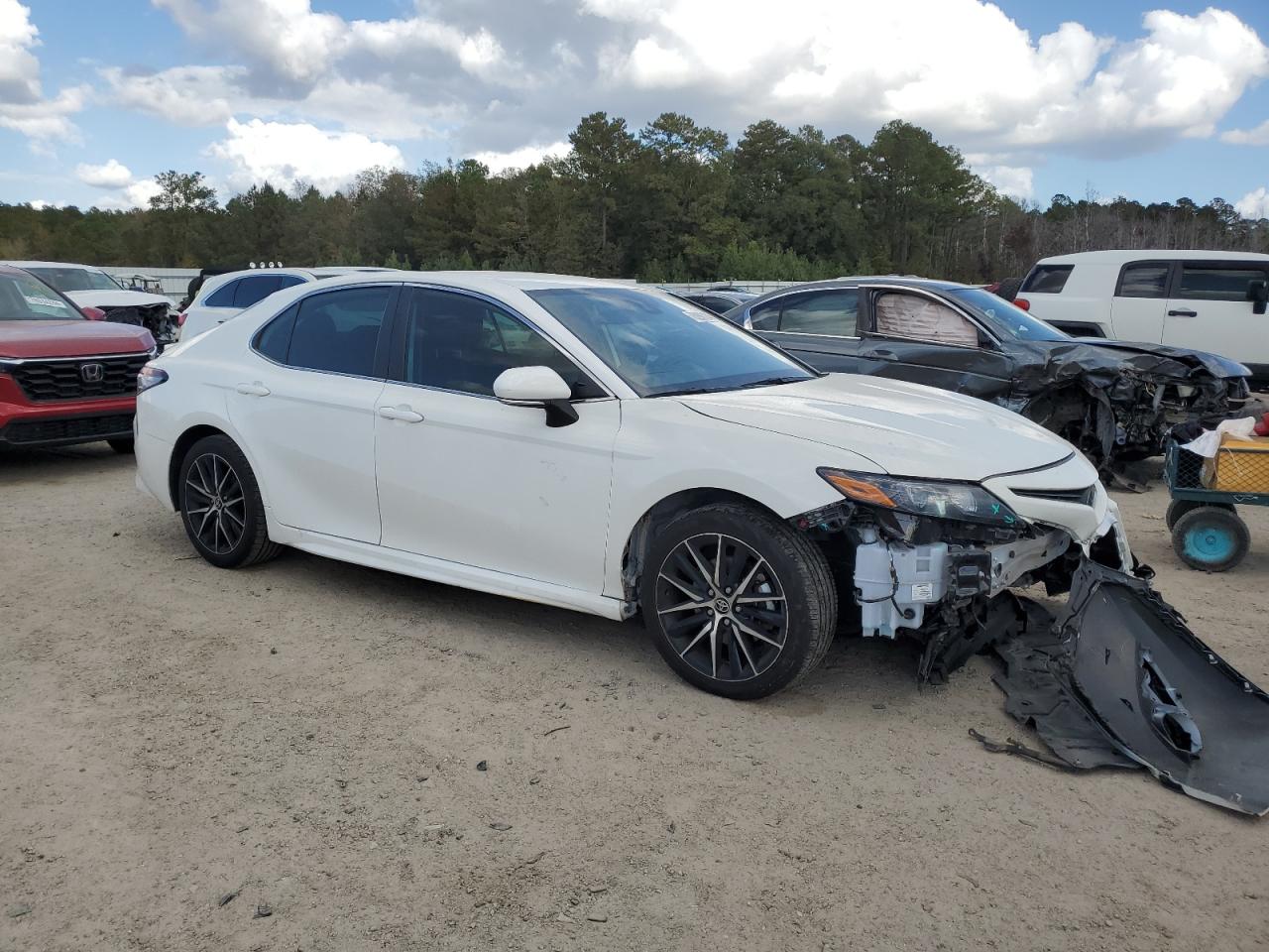 2023 Toyota Camry - Image 4