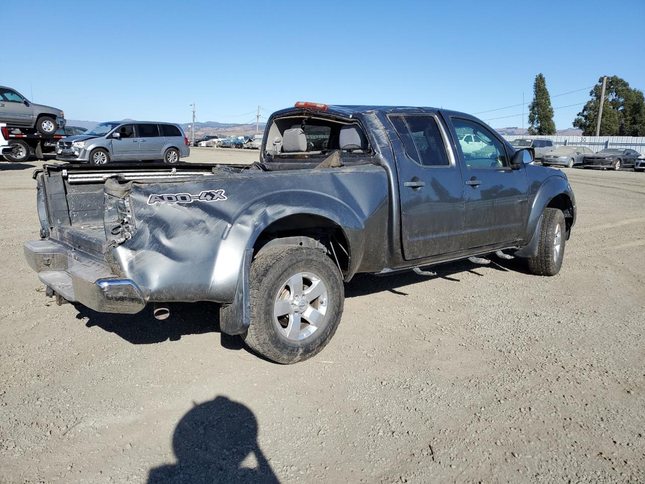 2009 Nissan Navara (Frontier) - Image 3