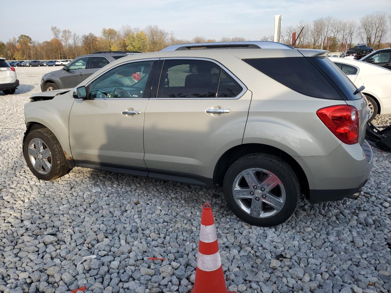 2015 Chevrolet Equinox - Image 2