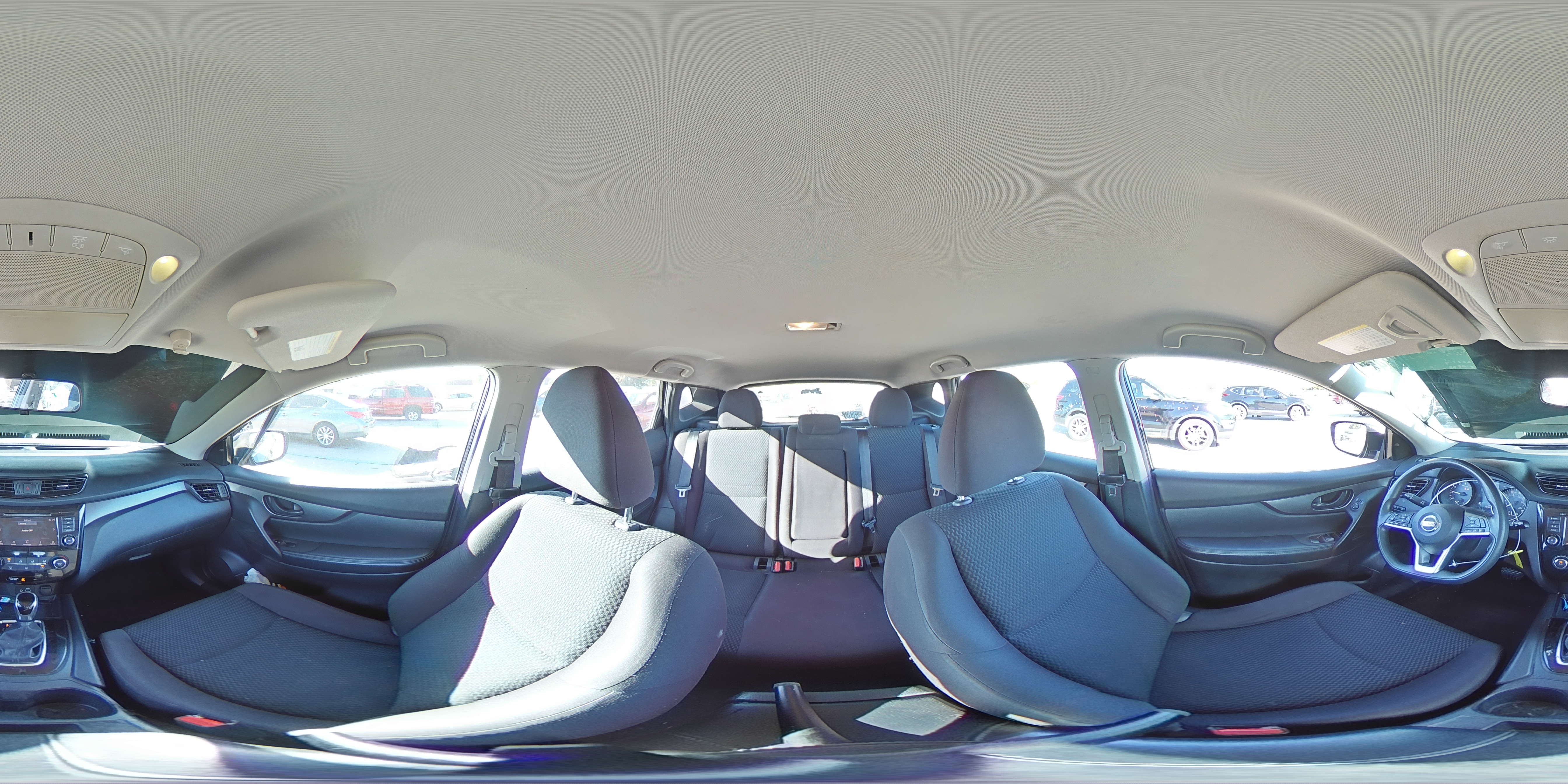 2019 Nissan Rogue - Image 14