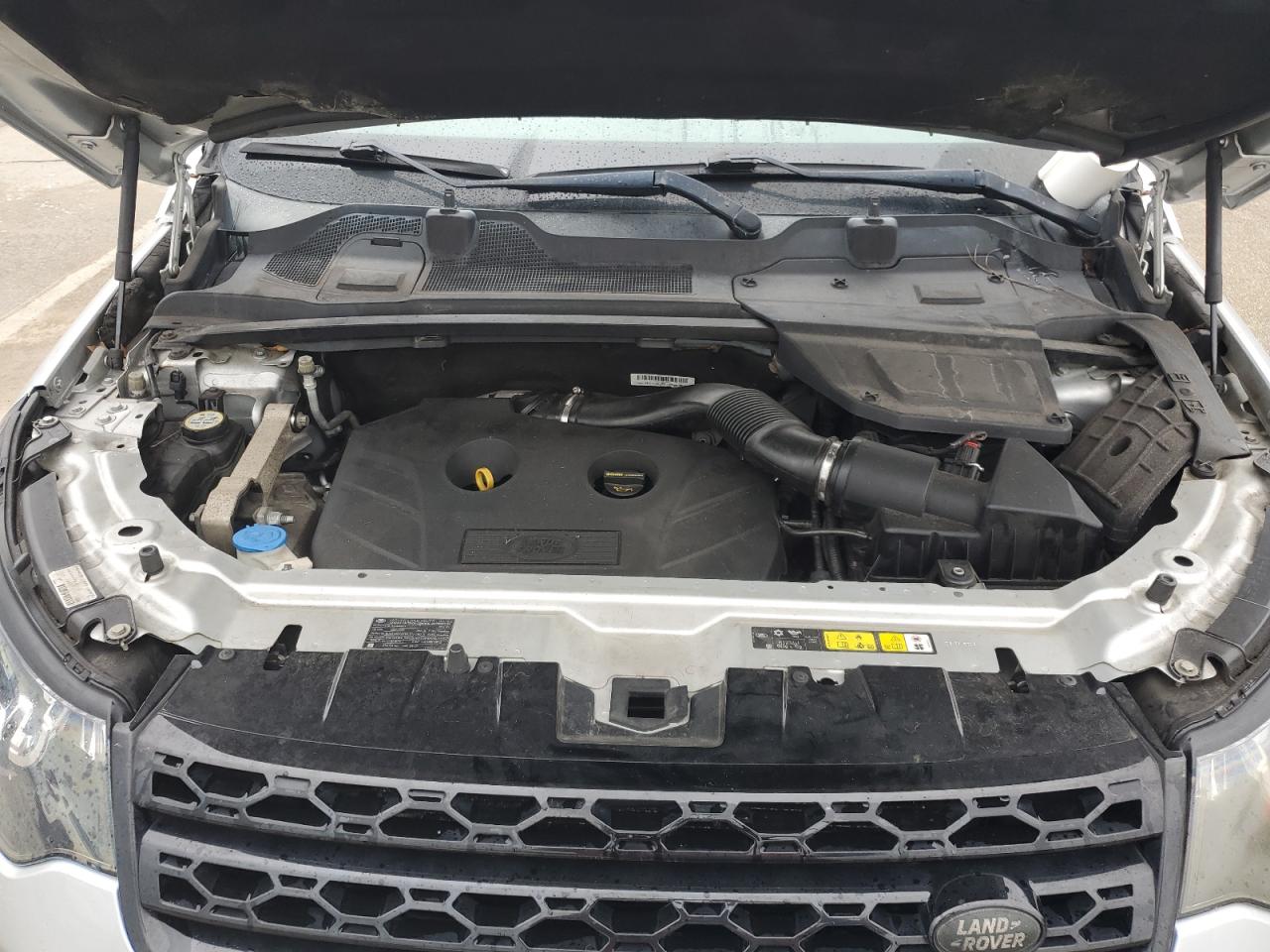 2016 Land Rover Discovery - Image 12