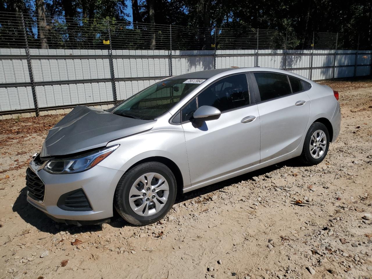 2019 Chevrolet Cruze - Image 1