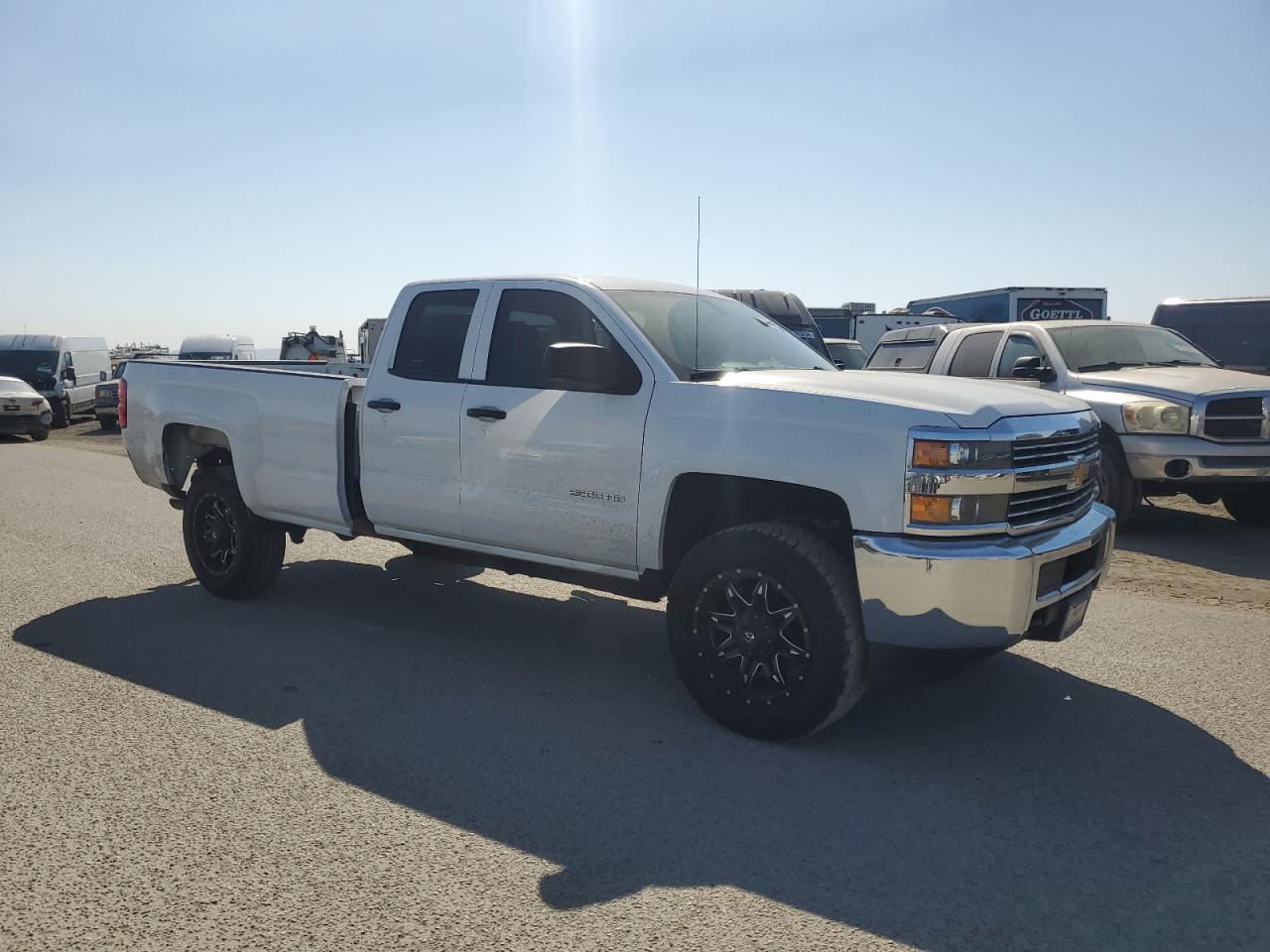 2018 Chevrolet Silverado - Image 4