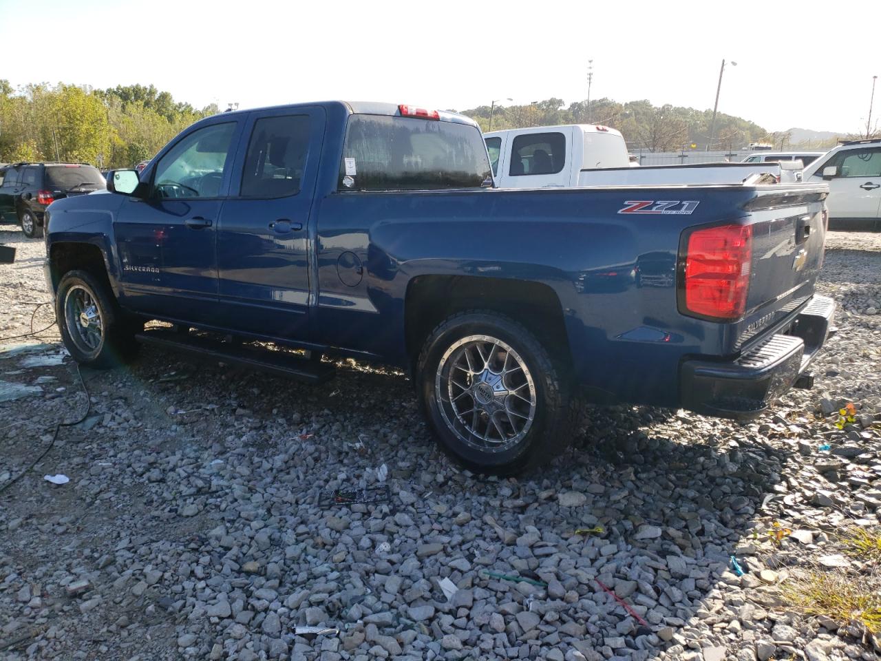 2017 Chevrolet Silverado K1500 Lt VIN: 1GCVKREC8HZ151196 Lot: 74955674