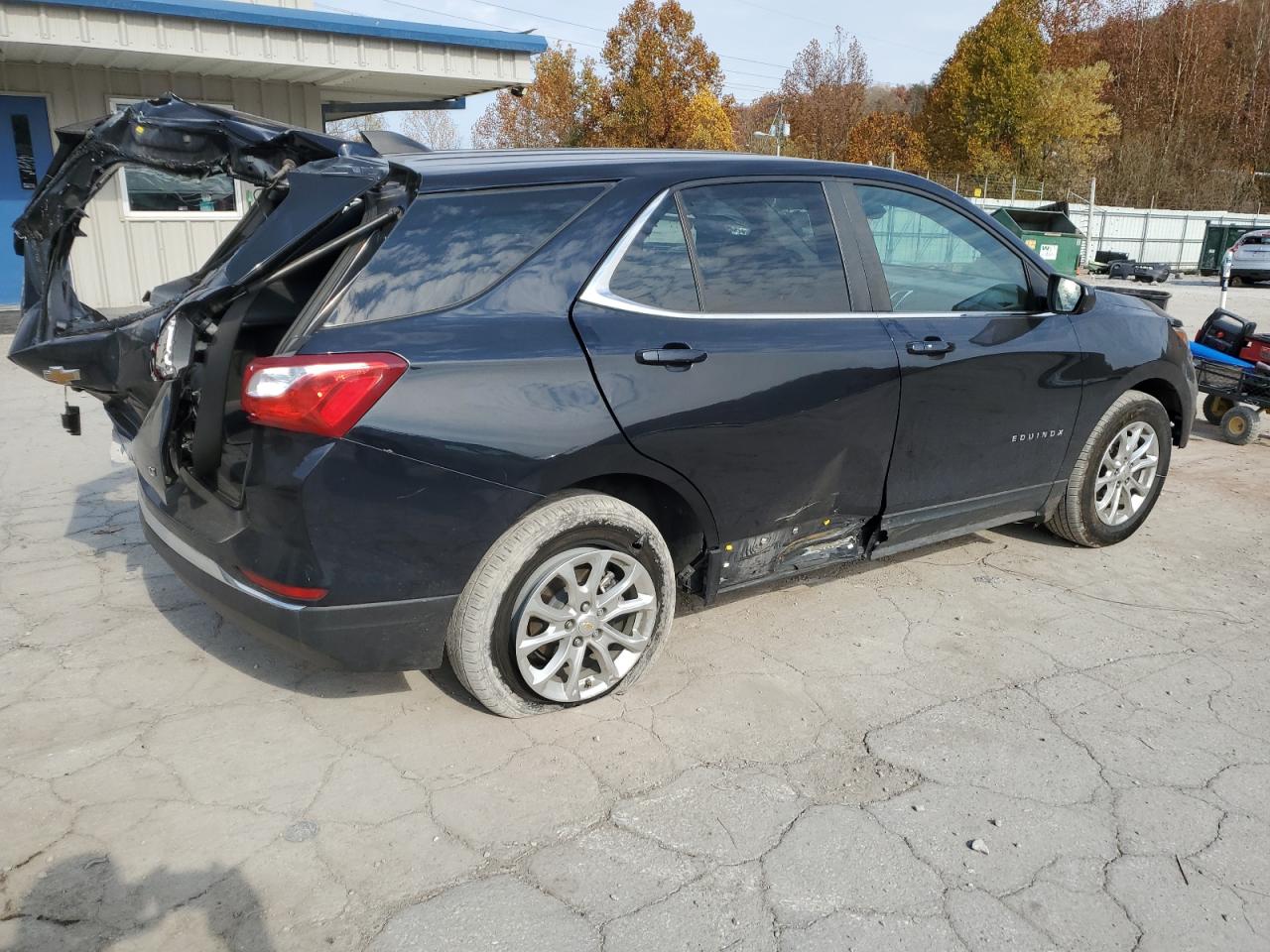 2021 Chevrolet Equinox - Image 3