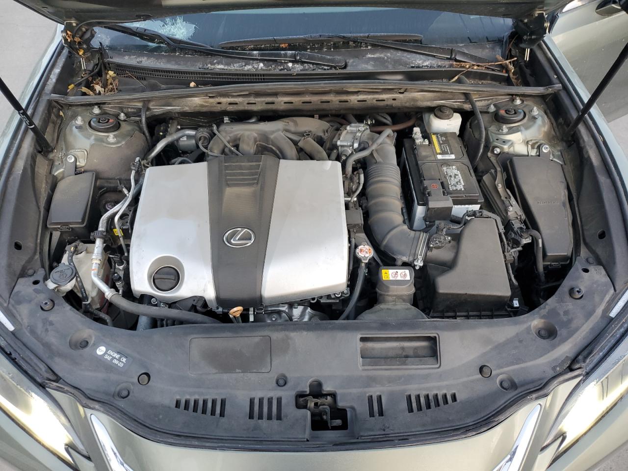 2020 Lexus ES - Image 11