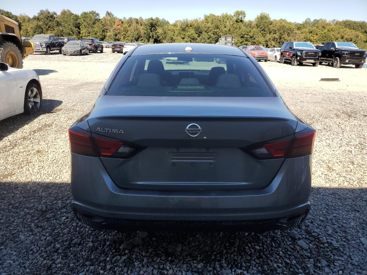 2019 Nissan Altima - Image 6