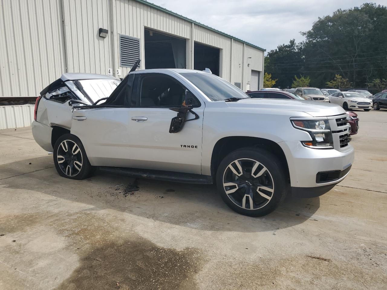 2019 Chevrolet Tahoe - Image 4