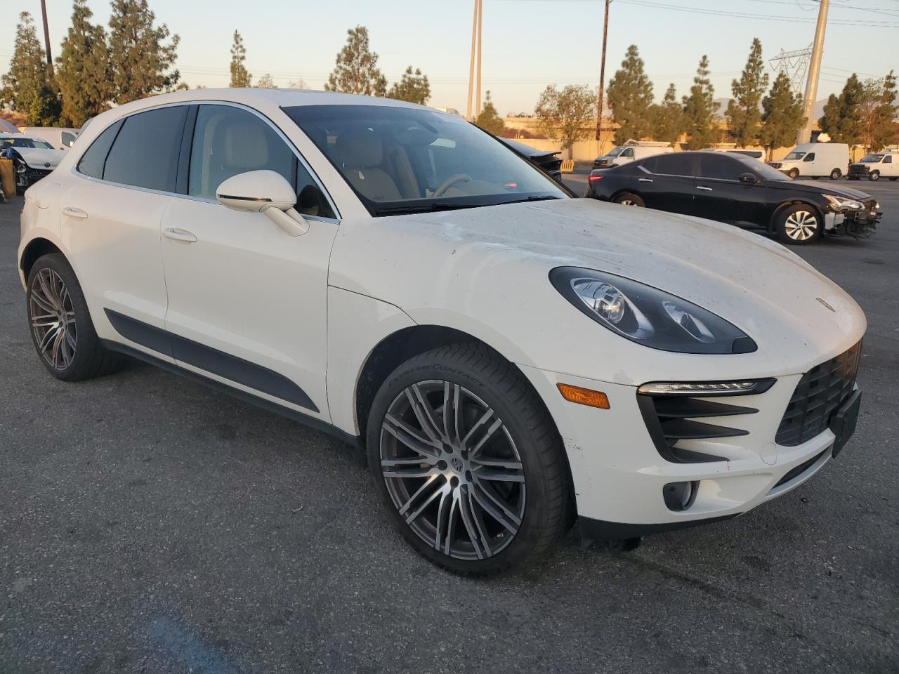 WP1AB2A50GLB45518 2016 Porsche Macan S