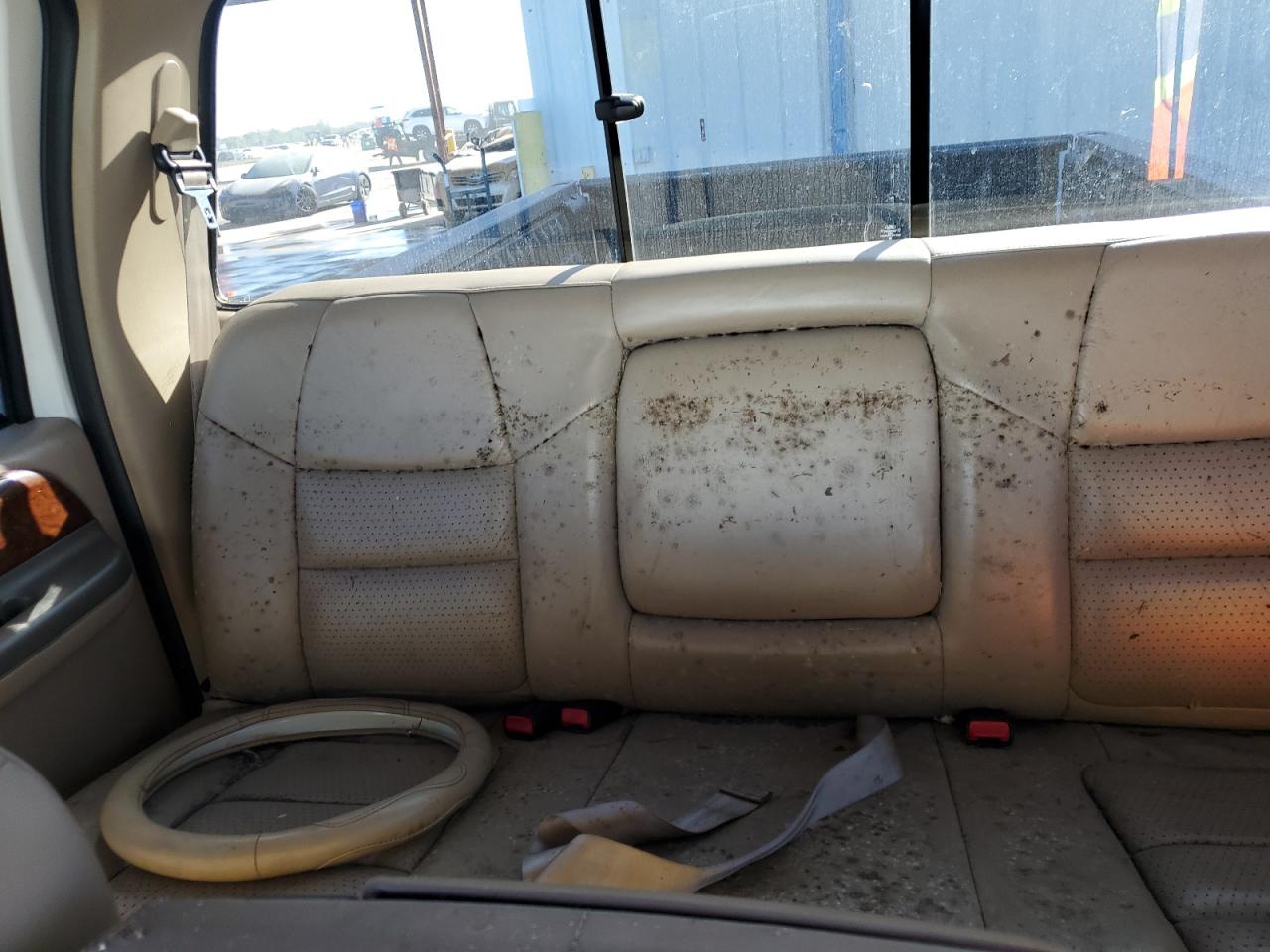 2001 Ford F250 - Image 10