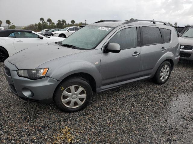 2013 Mitsubishi Outlander Es