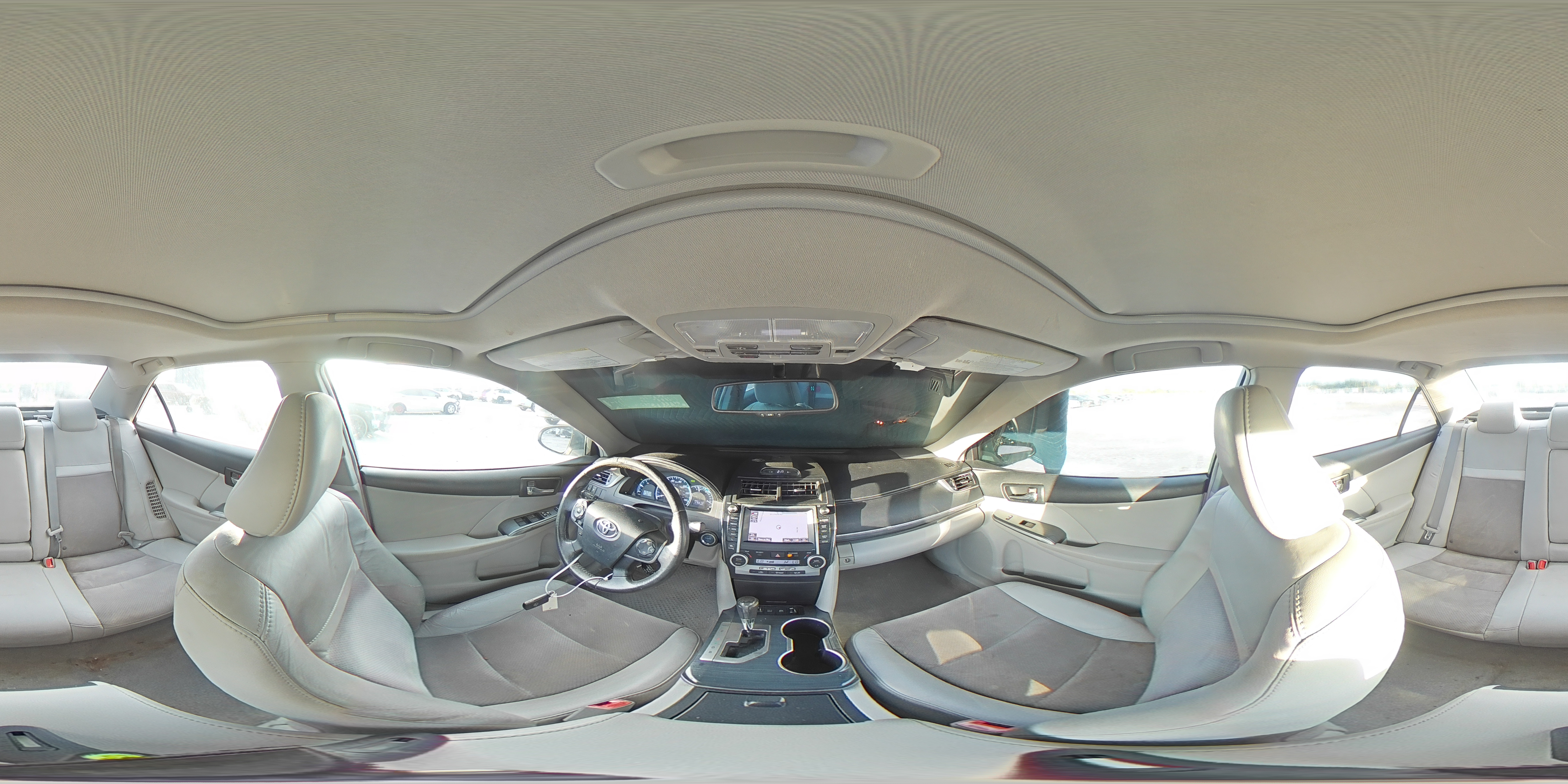 2012 Toyota Camry - Image 13