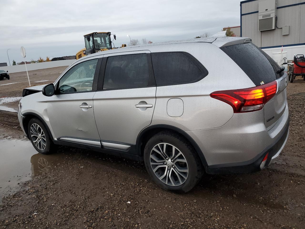 VIN JA4AZ3A35JZ058276 2018 MITSUBISHI OUTLANDER no.2