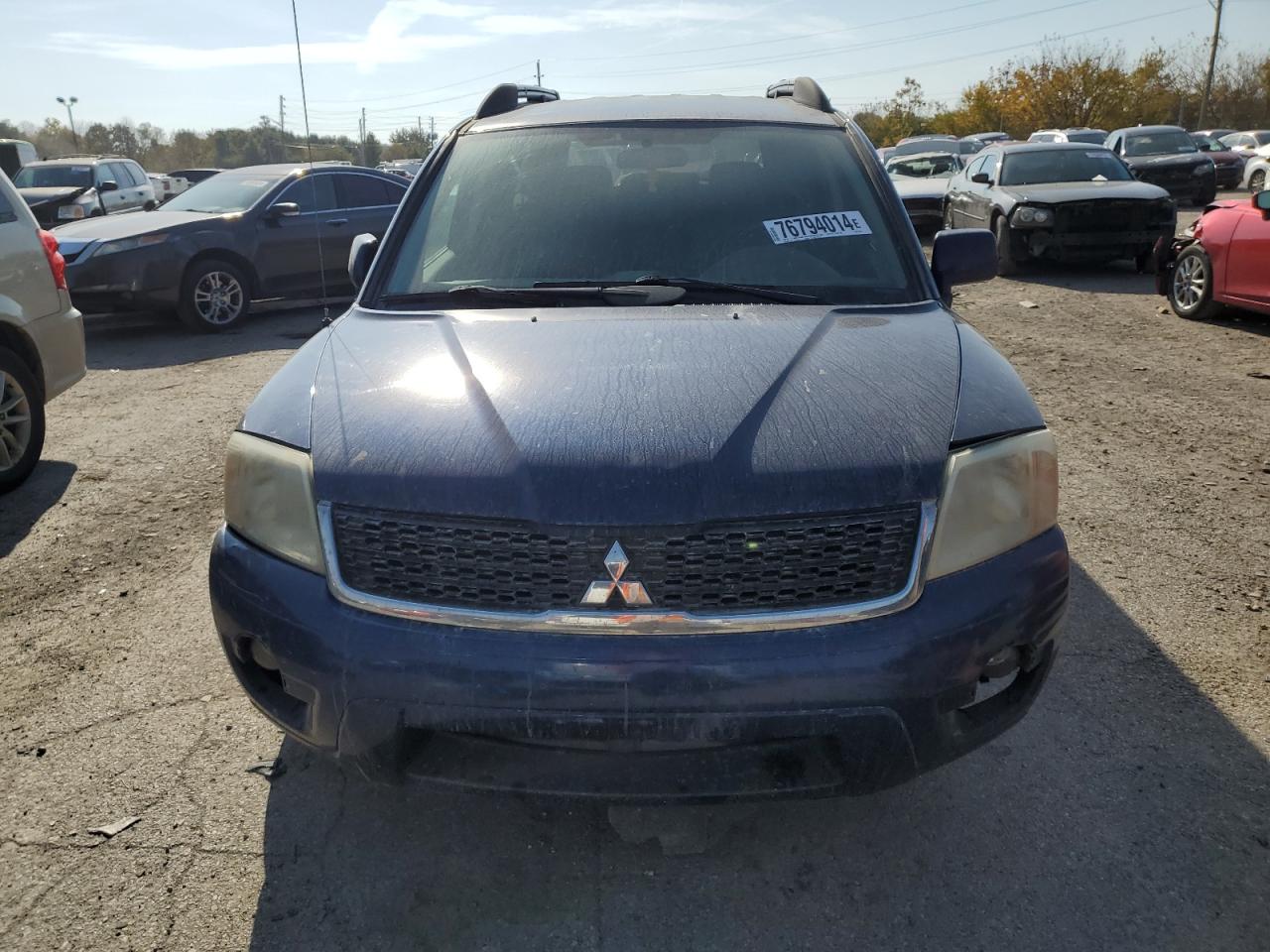 2010 Mitsubishi Endeavor - Image 5