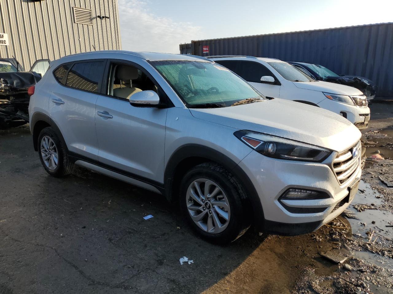 2017 Hyundai Tucson - Image 4