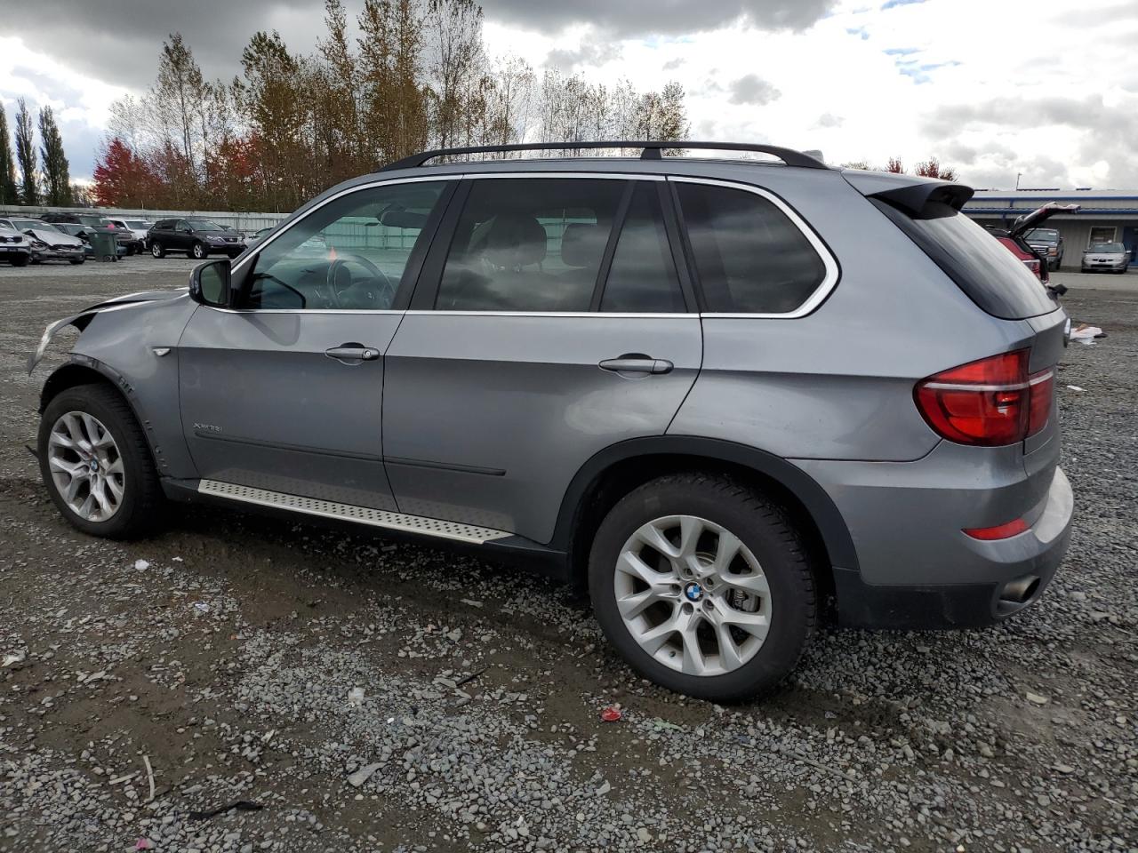 VIN 5UXZV4C53D0E14159 2013 BMW X5 no.2