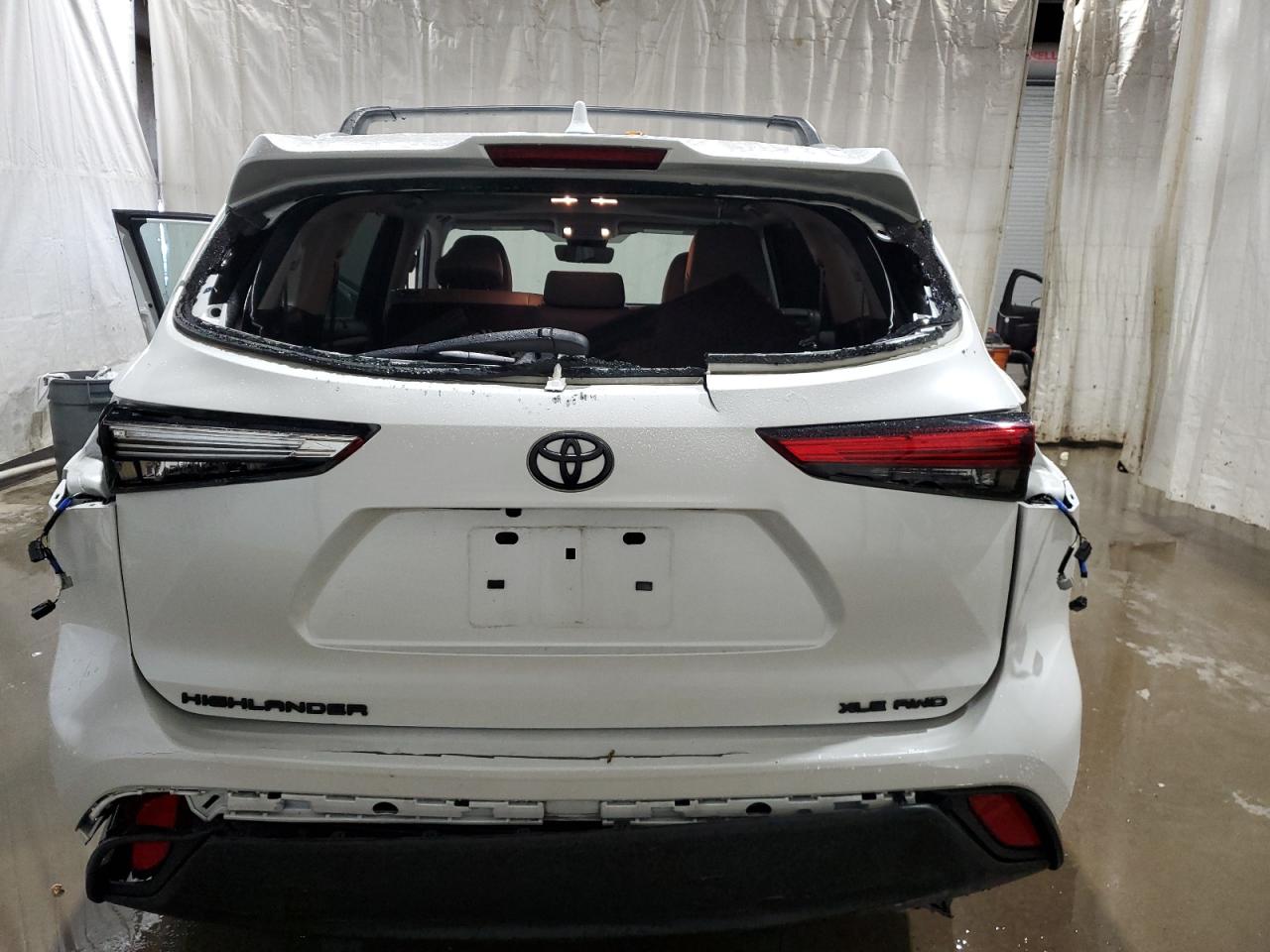 2022 Toyota Highlander Xle VIN: 5TDGZRBH6NS255994 Lot: 78052044