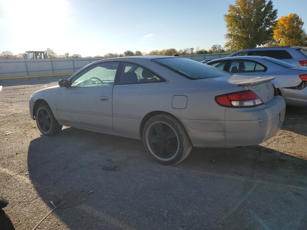 2000 Toyota Camry Solara - Image 2