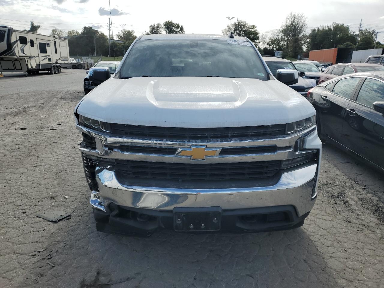2019 Chevrolet Silverado - Image 5