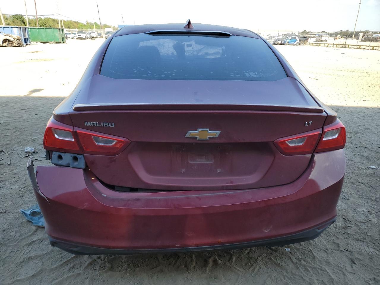 1G1ZD5ST8JF127814 2018 Chevrolet Malibu Lt