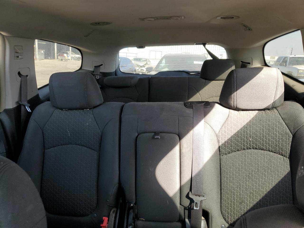 2009 Chevrolet Traverse - Image 10