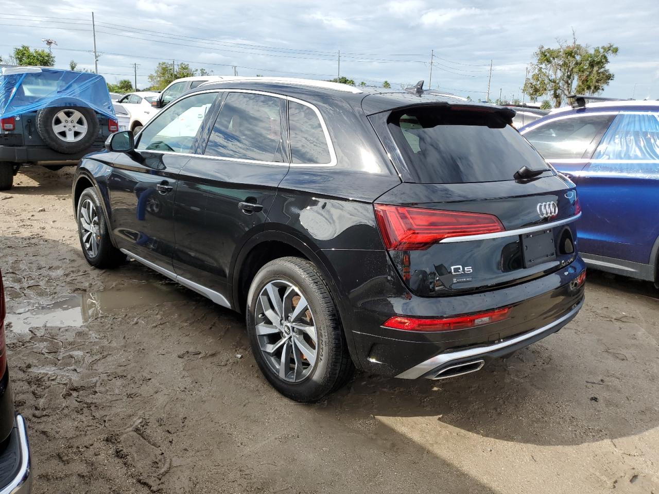 WA1GAAFY6N2031385 2022 AUDI Q5 - Image 2