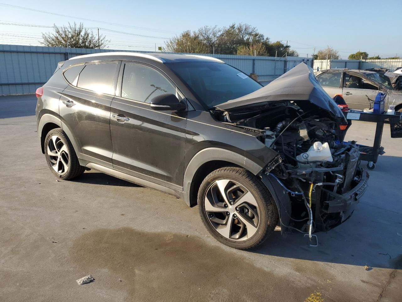 VIN KM8J33A21GU257132 2016 HYUNDAI TUCSON no.4