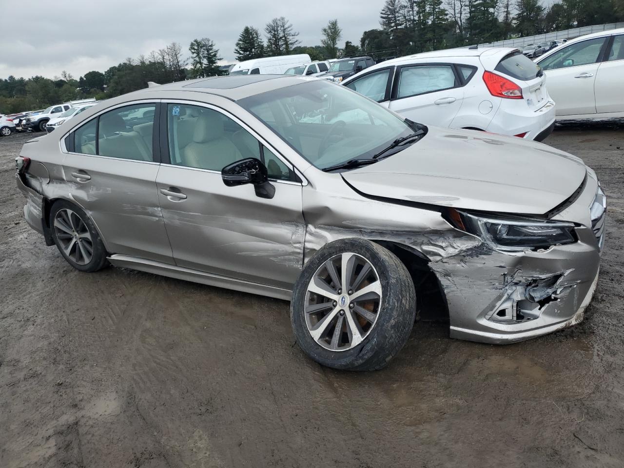 2019 Subaru Legacy - Image 4